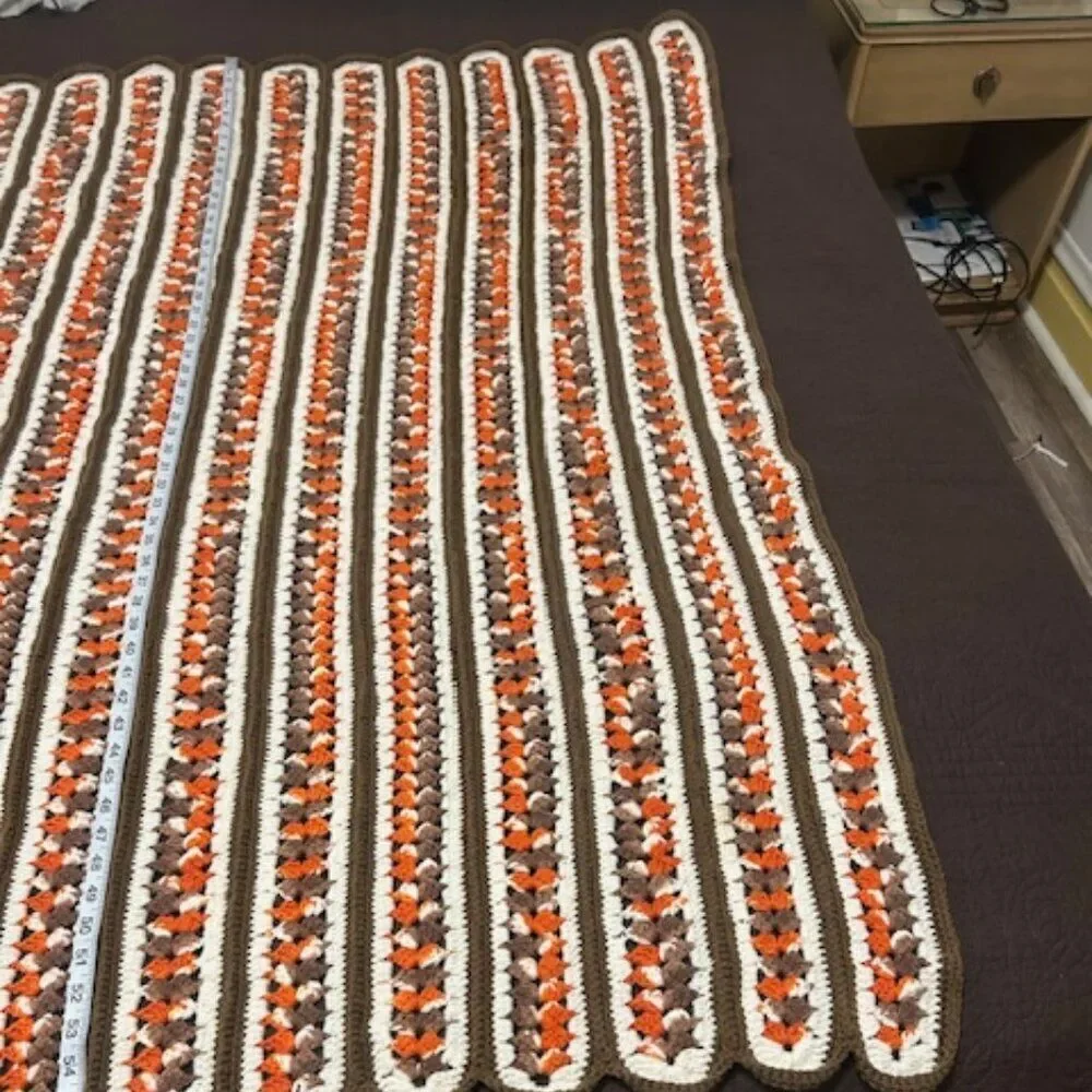Handmade Vintage Brown/Cream/Orange scallop throw